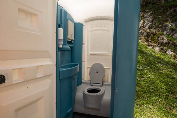 Best Affordable porta potty rental  in Friona, TX